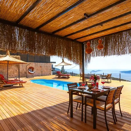 La Tiny Kalkan